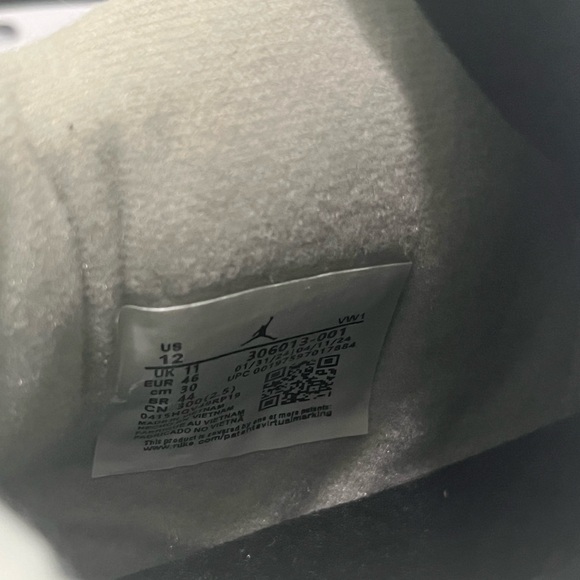 Jordan 4 Military Black - Picture 6 of 7